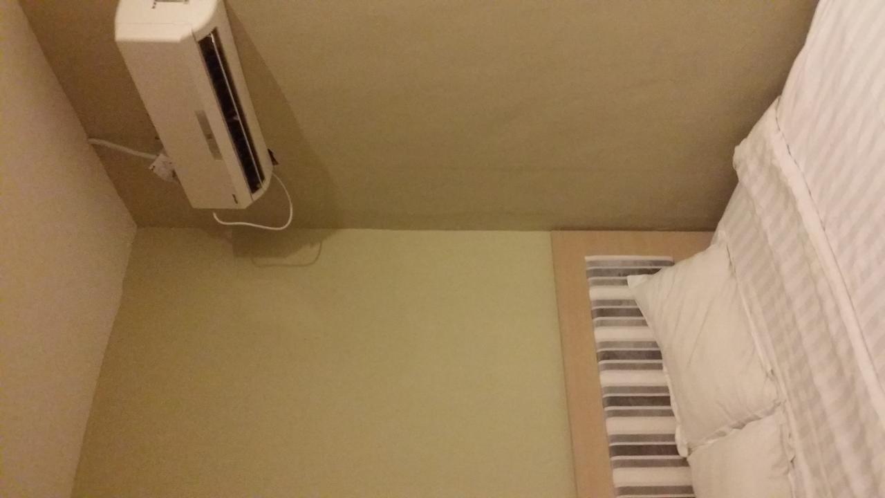 Om Hotel Simpang Ampat  Экстерьер фото